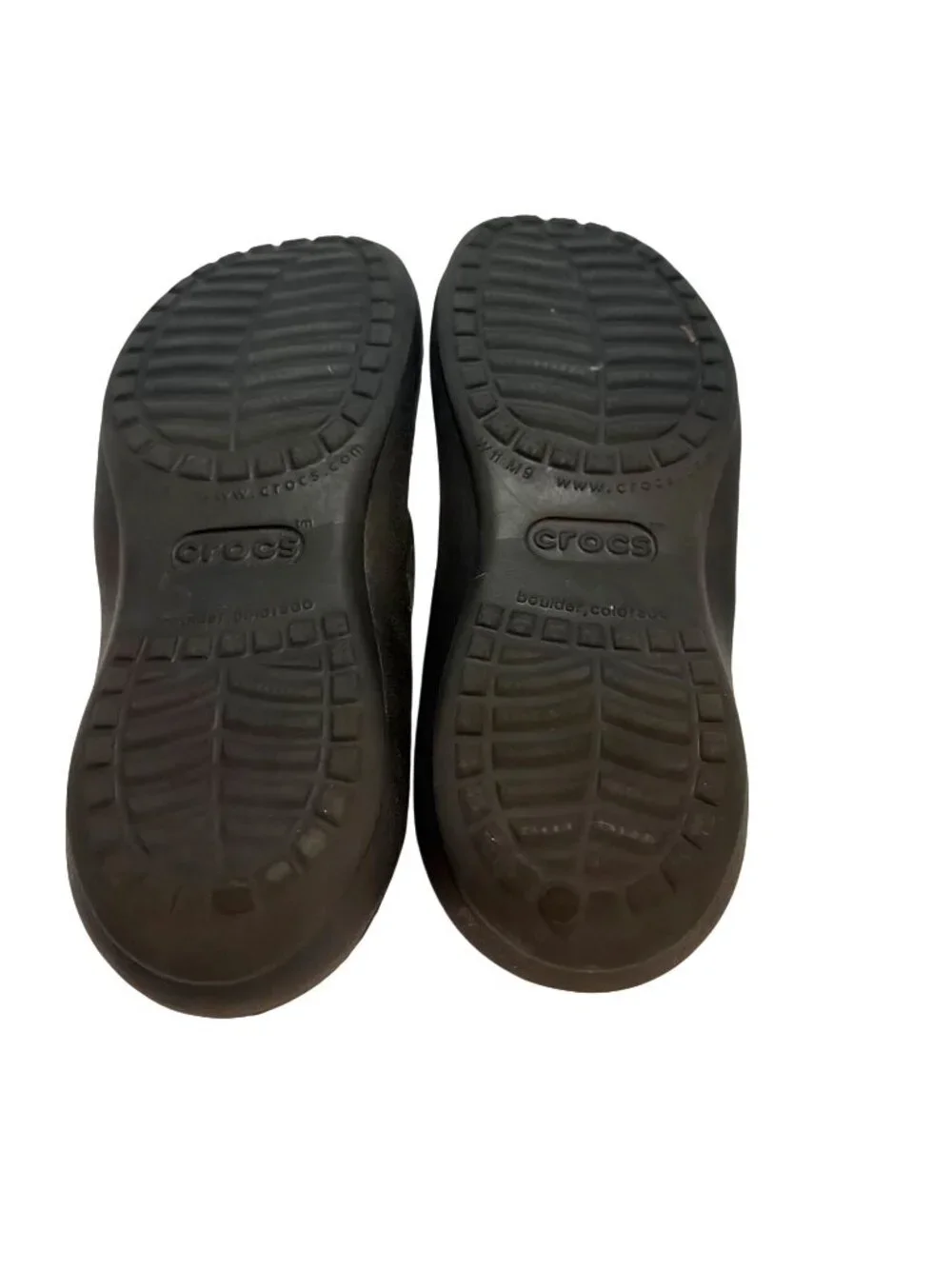Crocs Black Flip Flops W11 M9 Lightweight Durable Sandals For Men & Women - Picture 4 of 5